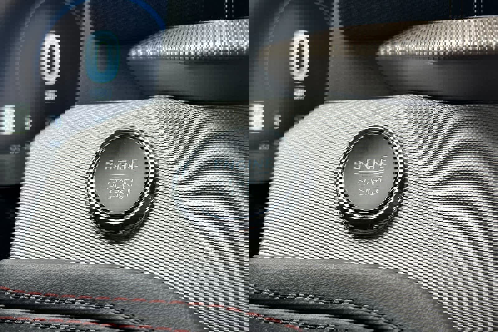 Certified 2025 Ford Explorer Active image 24