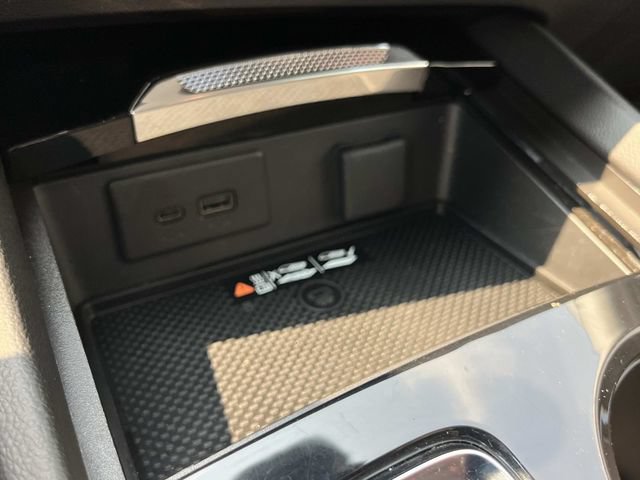 Used 2024 Buick Envision Preferred AWD/4WD image 38