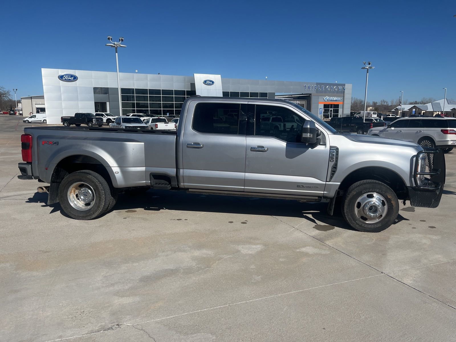 Certified 2023 Ford F350 Lariat w/ Lariat Ultimate Package image 8