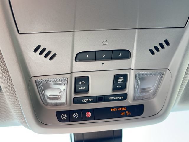 Used 2021 GMC Terrain SLT w/ Infotainment Package II AWD/4WD image 31