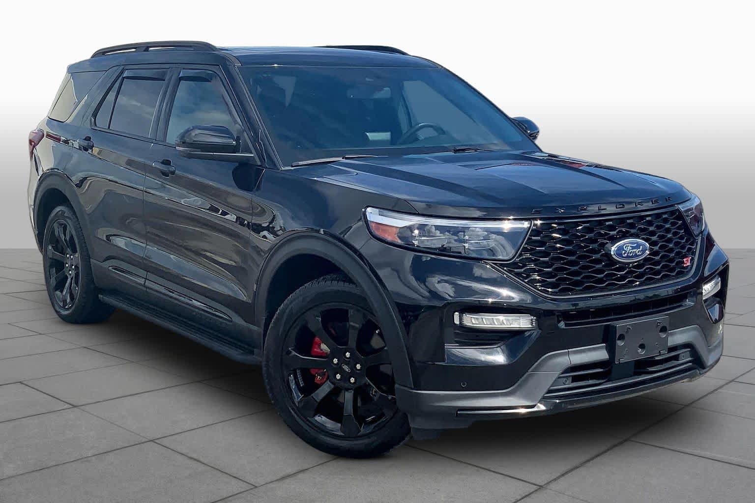 Certified 2023 Ford Explorer ST w/ Equipment Group 401A AWD/4WD image 3