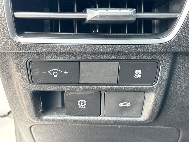 Used 2024 Hyundai Sonata SEL AWD/4WD image 16
