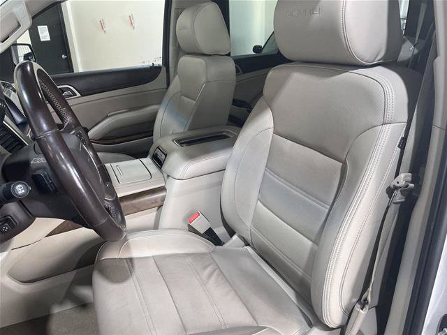 Used 2018 GMC Yukon Denali AWD/4WD image 19