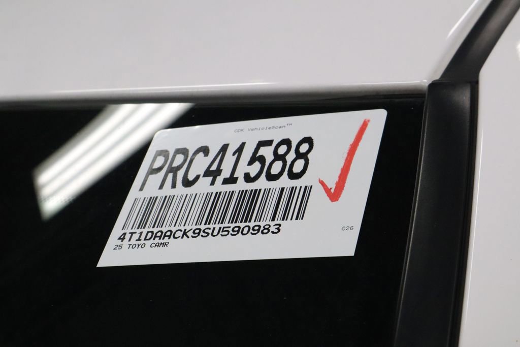 Used 2025 Toyota Camry LE FWD image 28