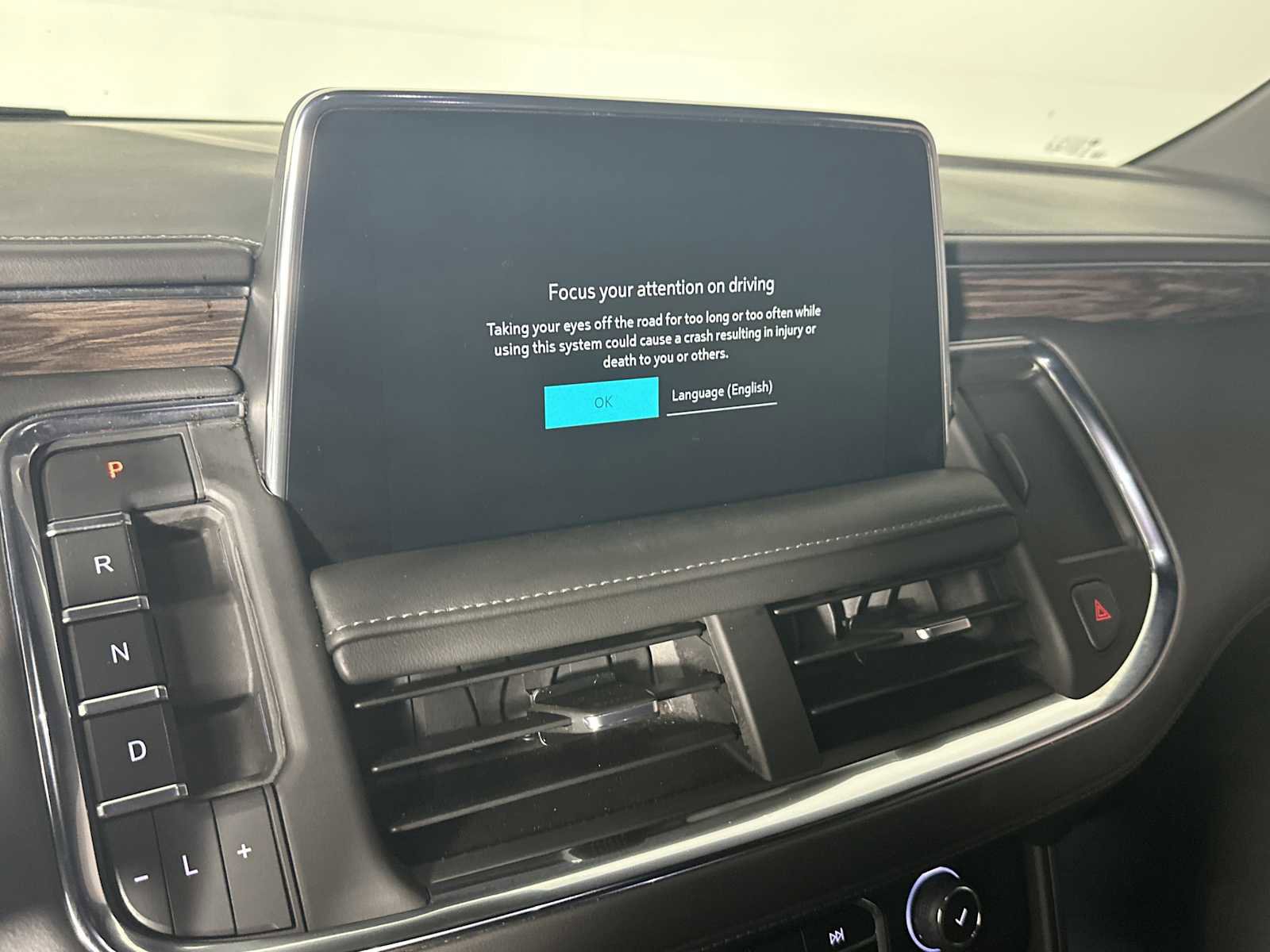 Used 2023 Chevrolet Tahoe Z71 w/ Luxury Package image 30