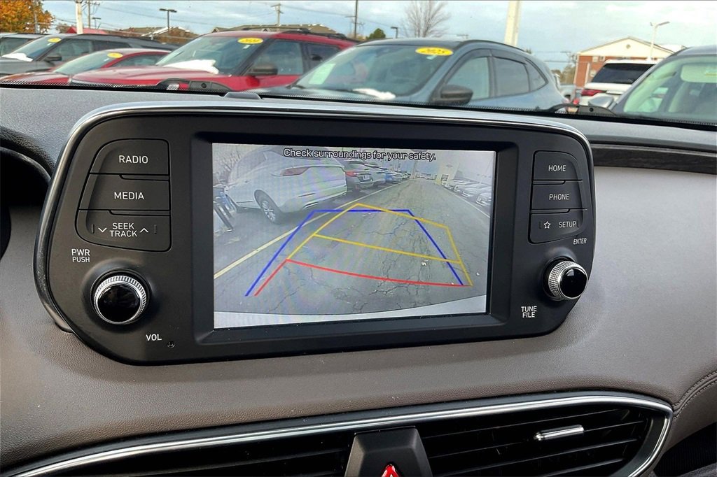 Used 2020 Hyundai Santa Fe SE image 20