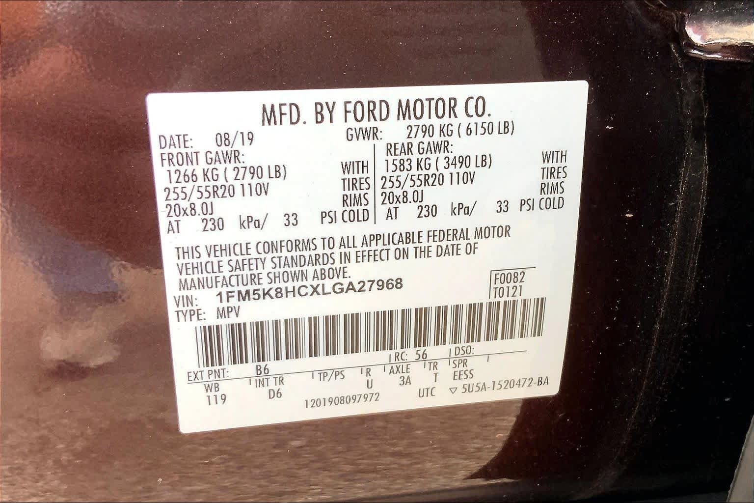 Certified 2020 Ford Explorer Platinum w/ Premium Technology Package AWD/4WD image 37