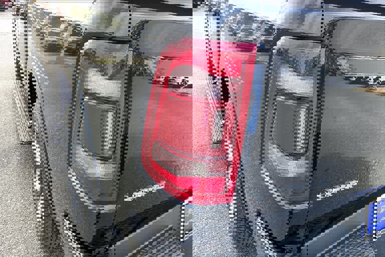 Used 2019 RAM 1500 Limited image 28