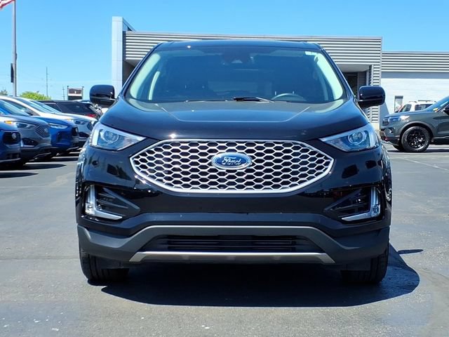 Certified 2023 Ford Edge SEL w/ Convenience Package AWD/4WD image 2