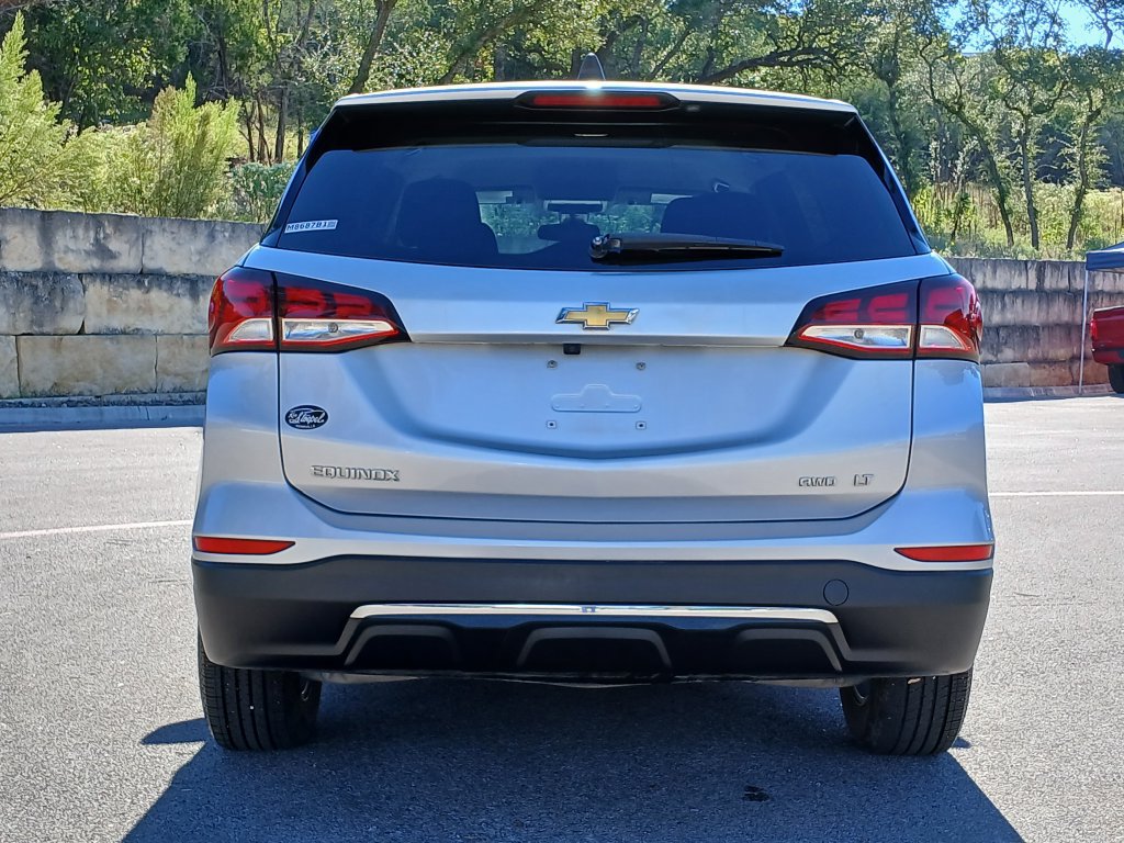 Used 2022 Chevrolet Equinox LT AWD/4WD image 4