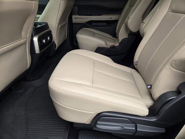 Certified 2022 Ford Expedition XLT RWD image 28