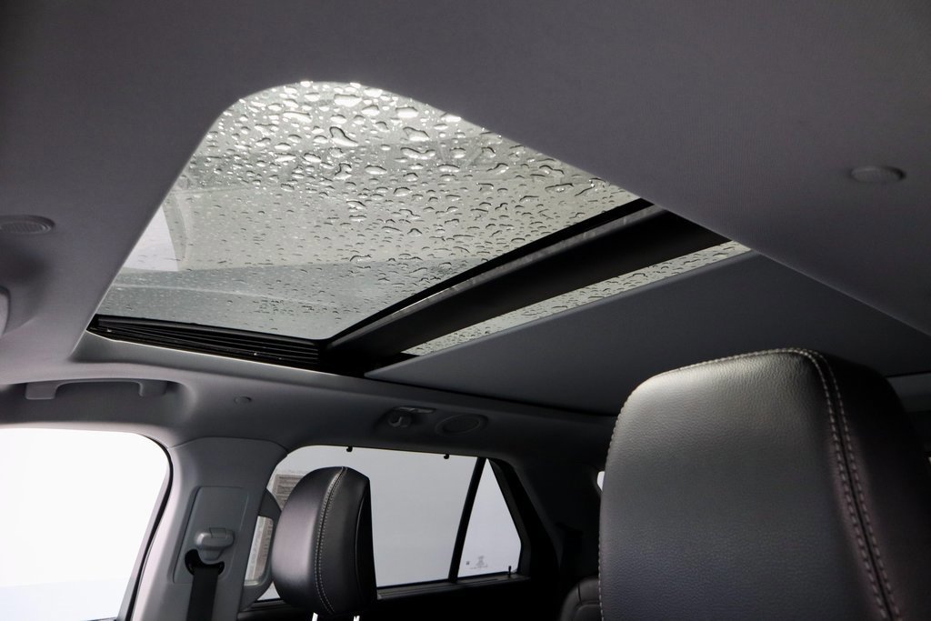 Certified 2021 Ford Explorer Limited w/ Hybrid Equipment Group 310A image 29