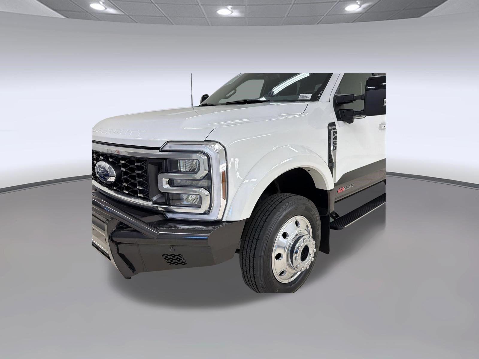 Certified 2025 Ford F450 King Ranch w/ FX4 Off-Road Package AWD/4WD image 29