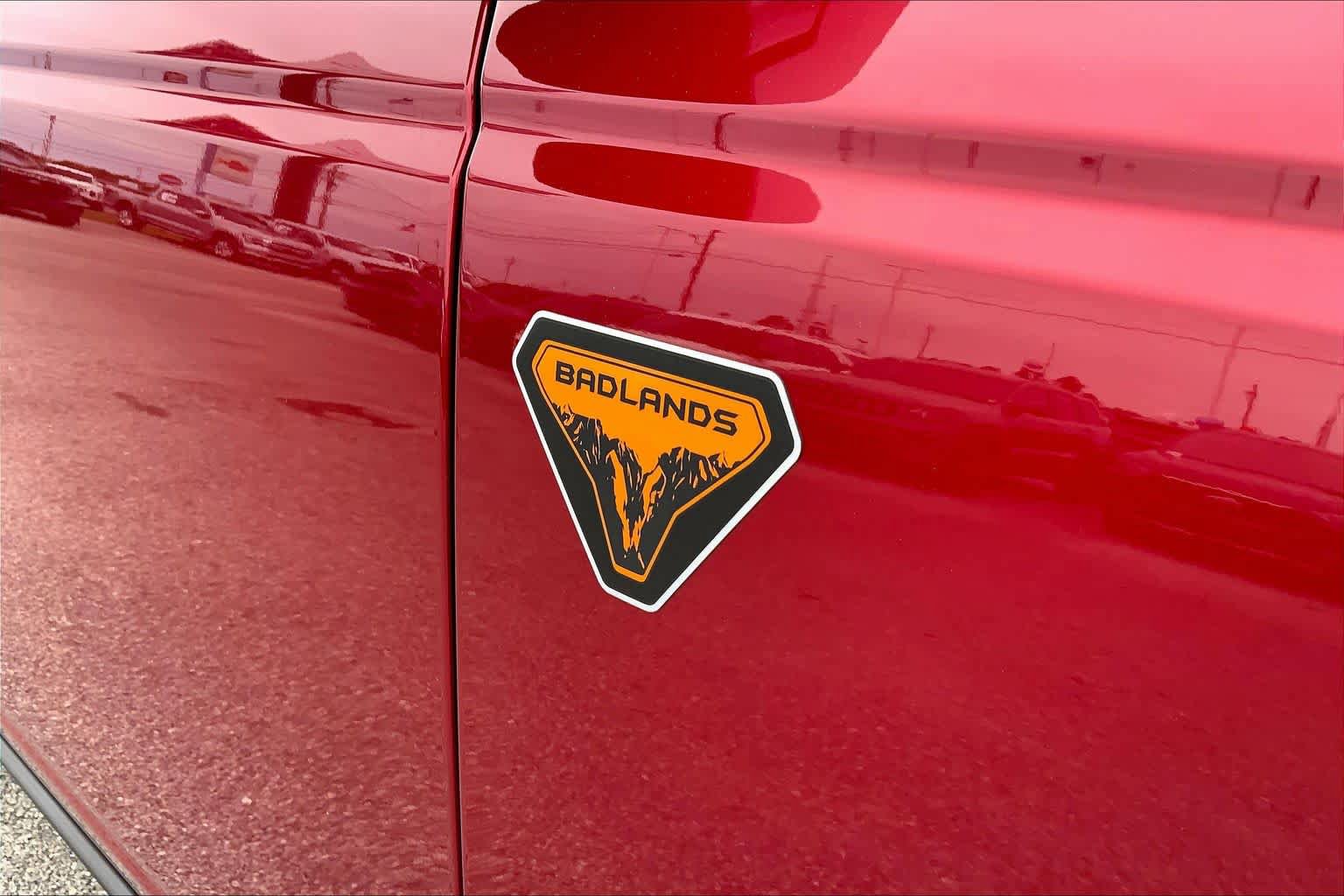Certified 2025 Ford Bronco Badlands AWD/4WD image 10