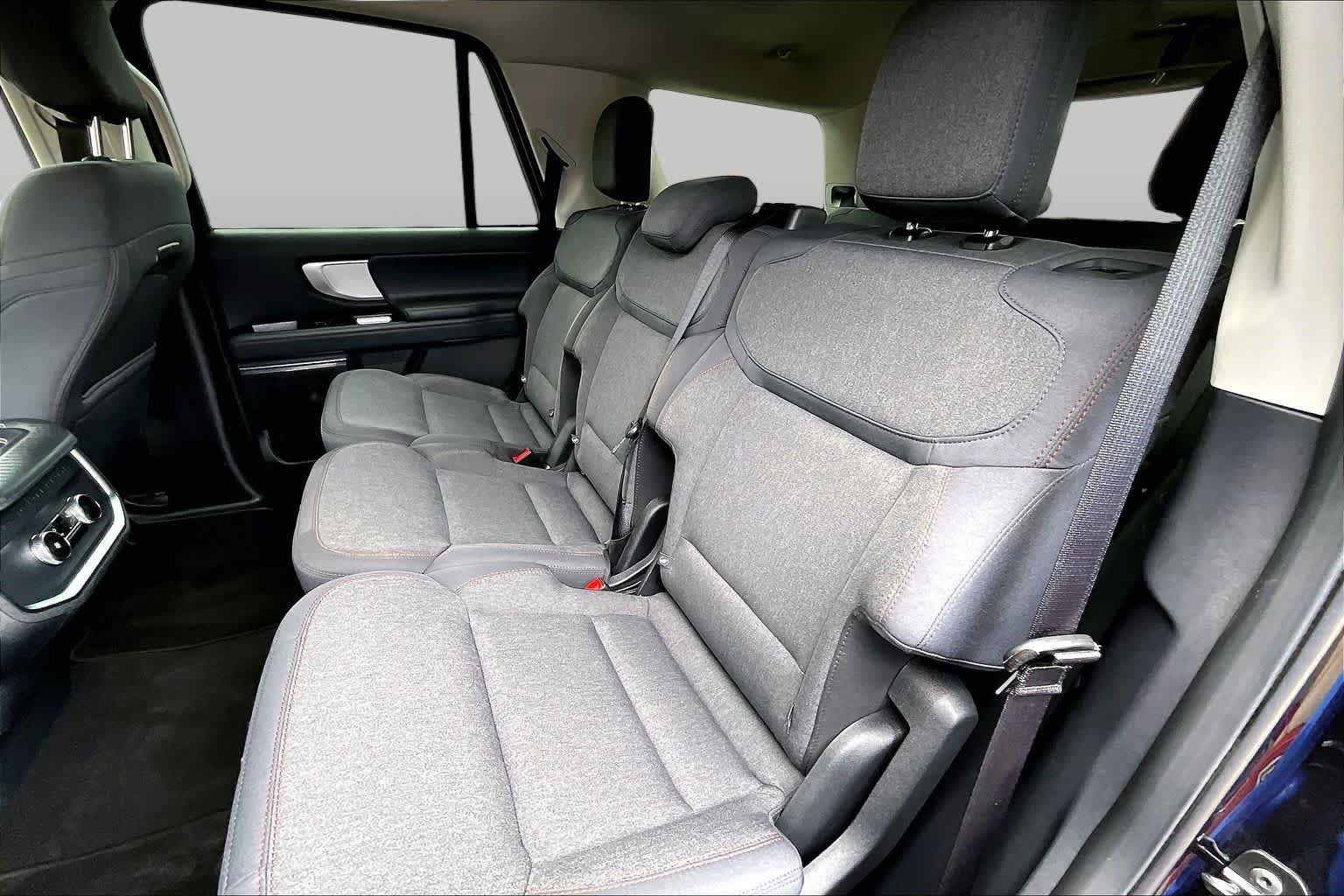 Certified 2025 Ford Expedition Active AWD/4WD image 21