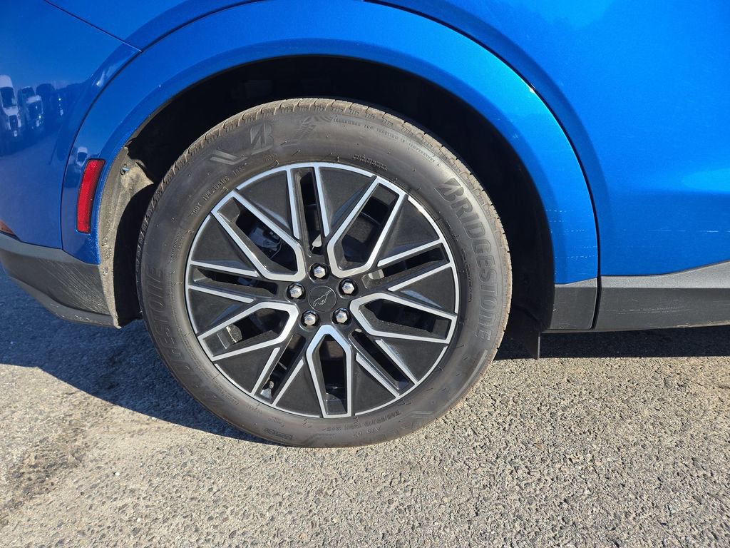 Certified 2025 Ford Mustang Mach-E Premium AWD/4WD image 2