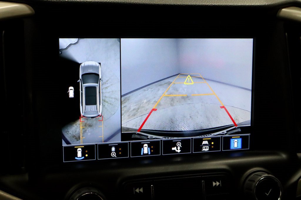 Used 2022 GMC Terrain Denali w/ Denali Premium Package image 9