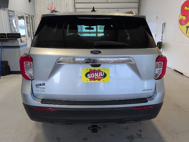 Certified 2023 Ford Explorer XLT image 5