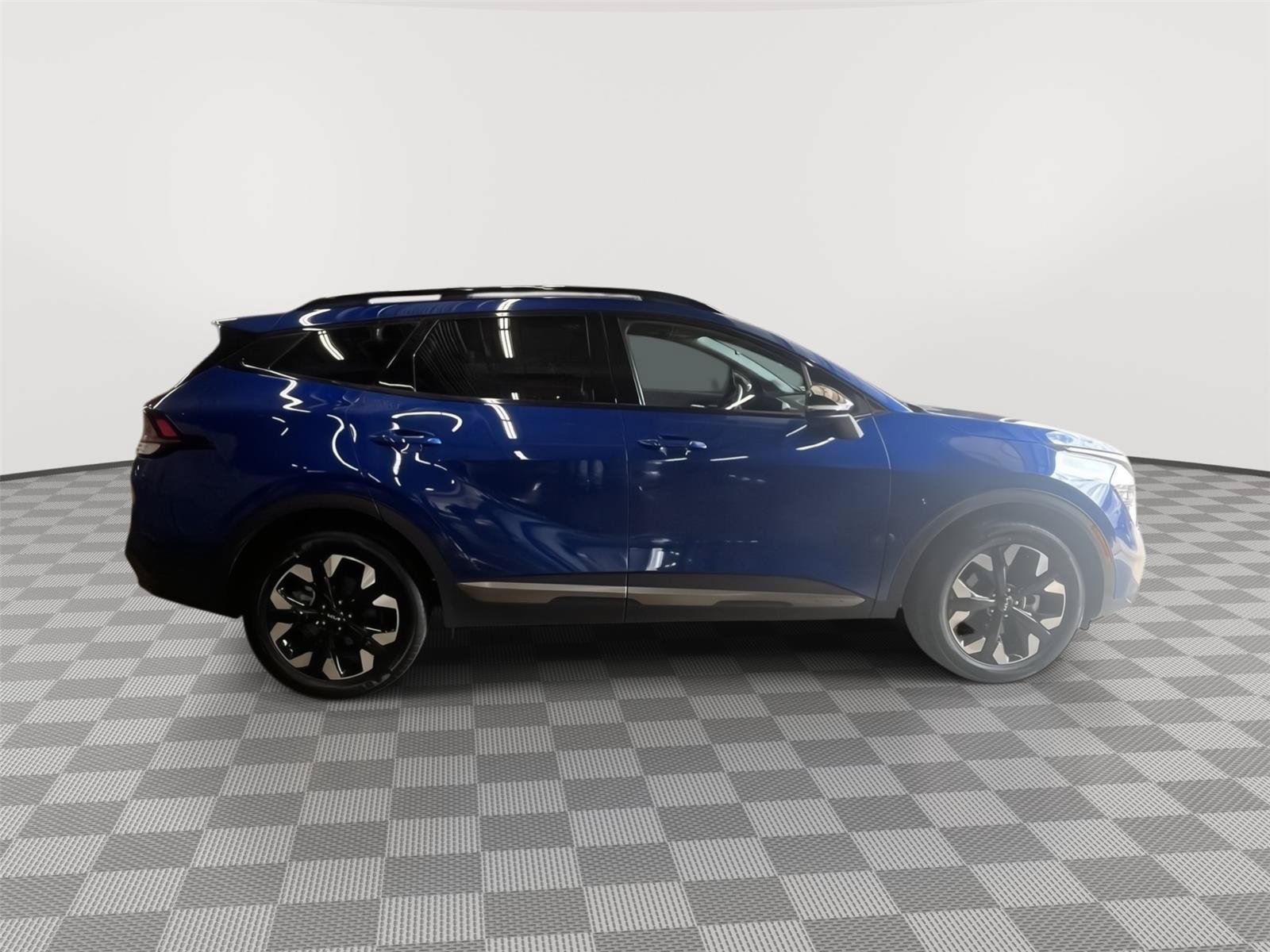 Used 2024 Kia Sportage X-Line w/ X-Line Premium Package AWD/4WD image 4
