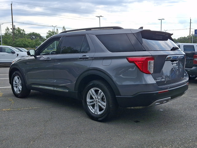 Certified 2023 Ford Explorer XLT w/ Equipment Group 202A AWD/4WD image 7