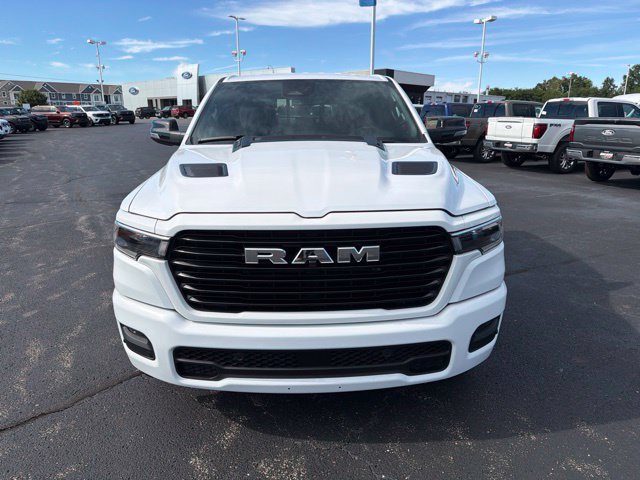 Used 2025 RAM 1500 Laramie w/ Sport Appearance Package AWD/4WD image 3