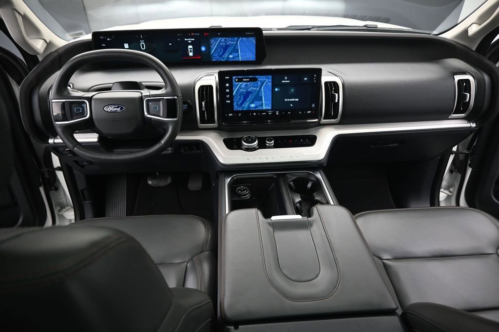 Certified 2025 Ford Expedition Active AWD/4WD image 26