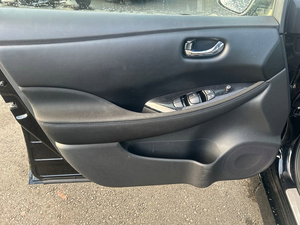 Used 2024 Nissan Leaf SV Plus image 17