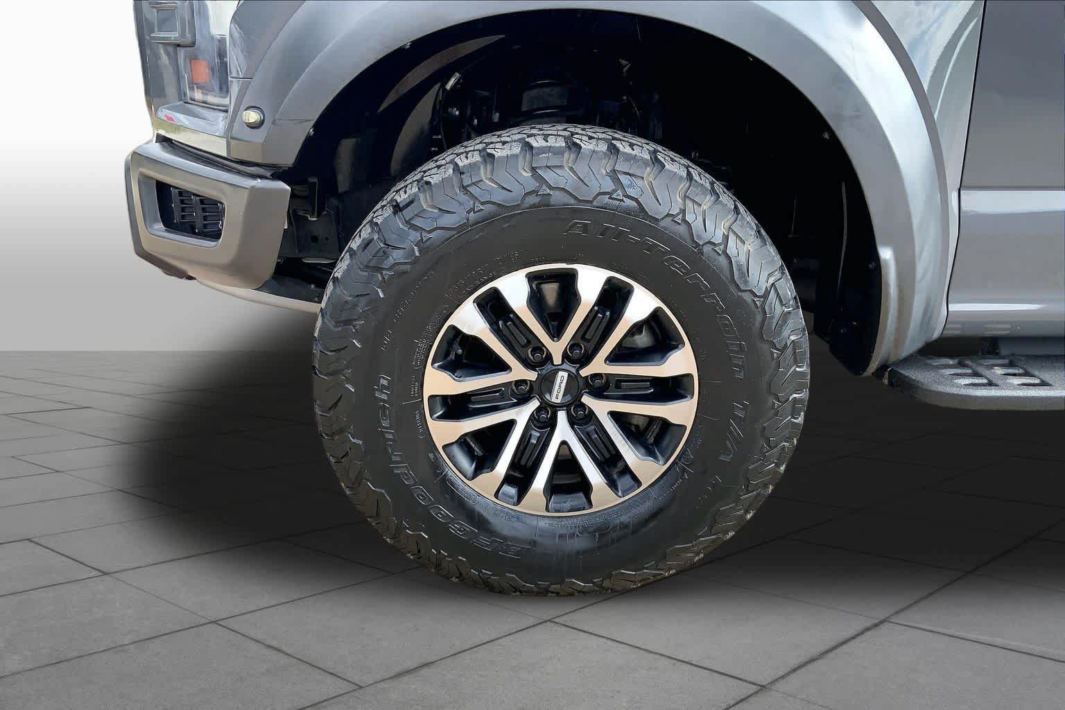 Certified 2020 Ford F150 Raptor w/ Equipment Group 802A Luxury AWD/4WD image 11