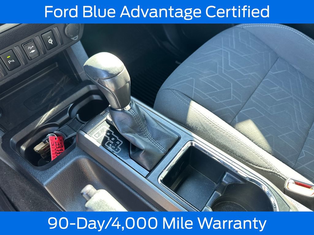 Used 2017 Toyota Tacoma TRD Off-Road w/ Premium & Technology Package AWD/4WD image 21