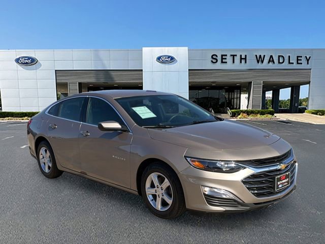 Used 2022 Chevrolet Malibu LS w/ Driver Confidence Package image 1