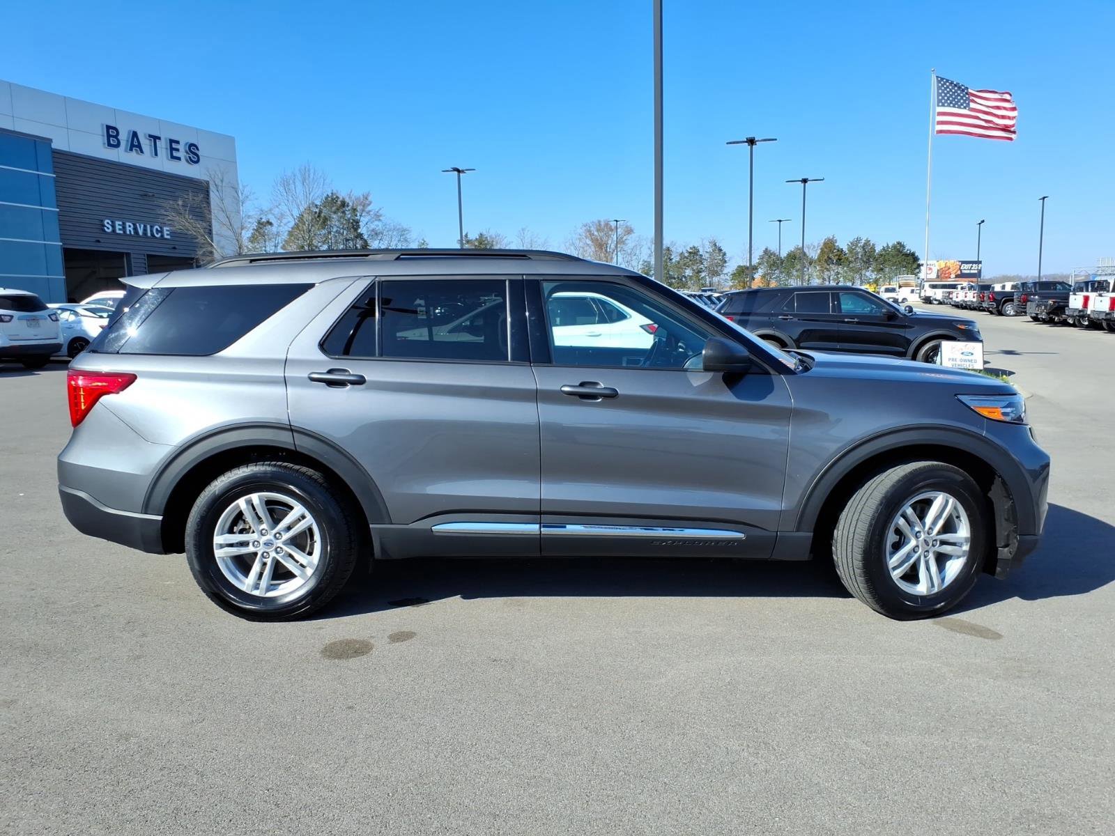 Certified 2024 Ford Explorer XLT w/ Equipment Group 202A image 6