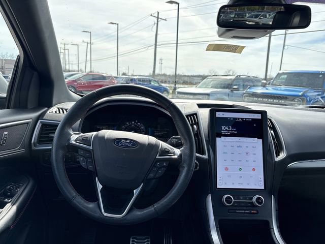 Certified 2023 Ford Edge ST-Line image 29