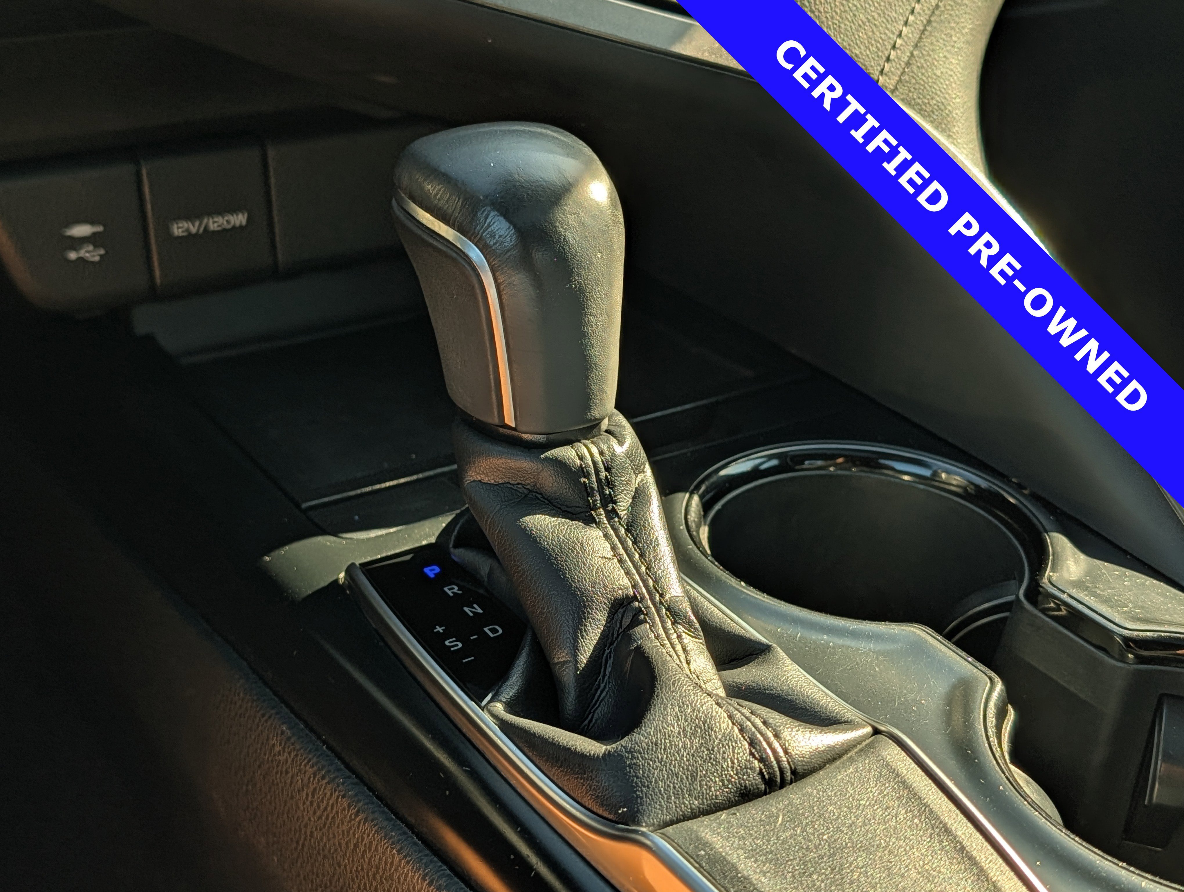 Used 2018 Toyota Camry SE w/ Moonroof Package FWD image 30