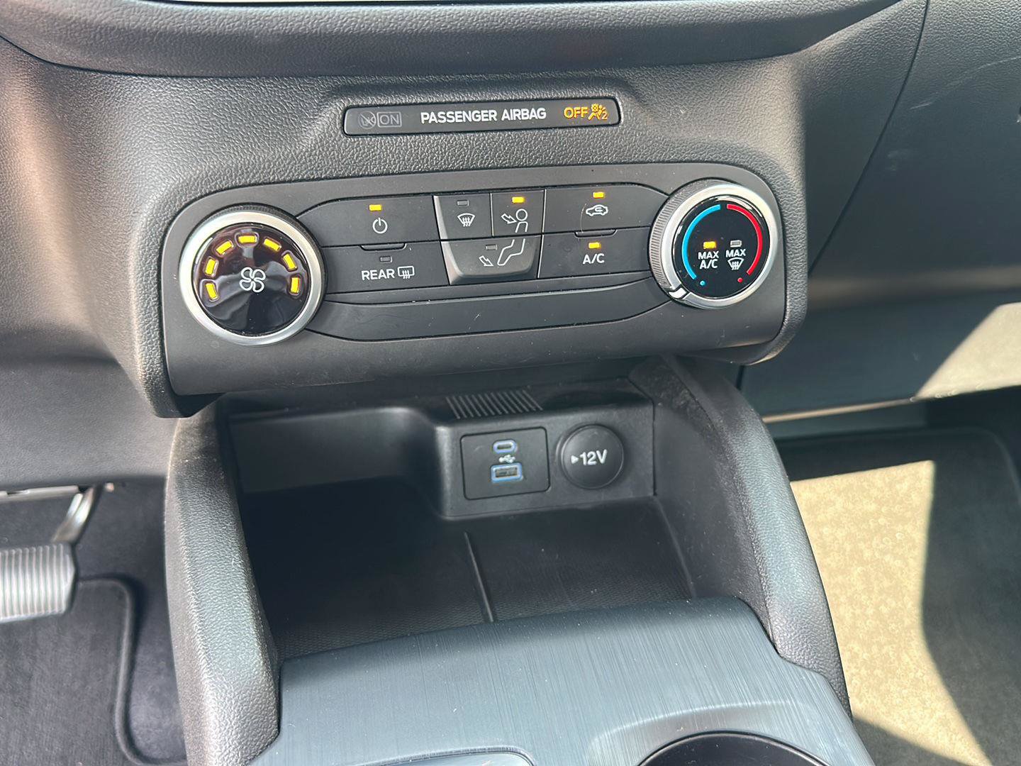 Certified 2023 Ford Escape FWD image 17