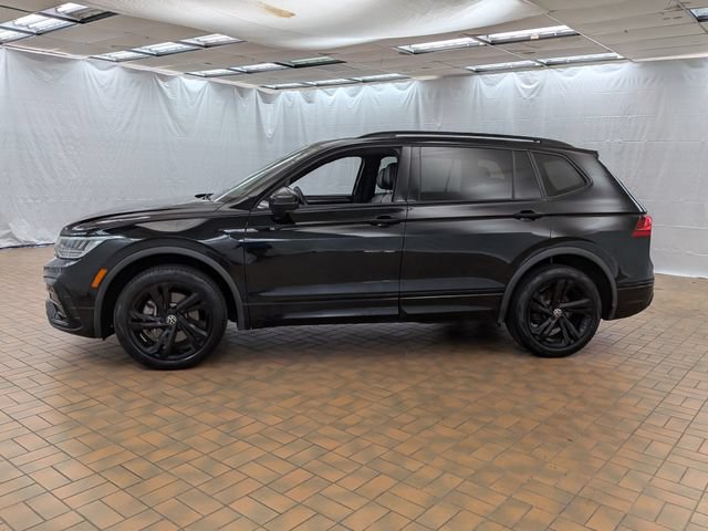 Used 2024 Volkswagen Tiguan SE R-Line w/ MDO Package, Two-Row AWD/4WD image 4