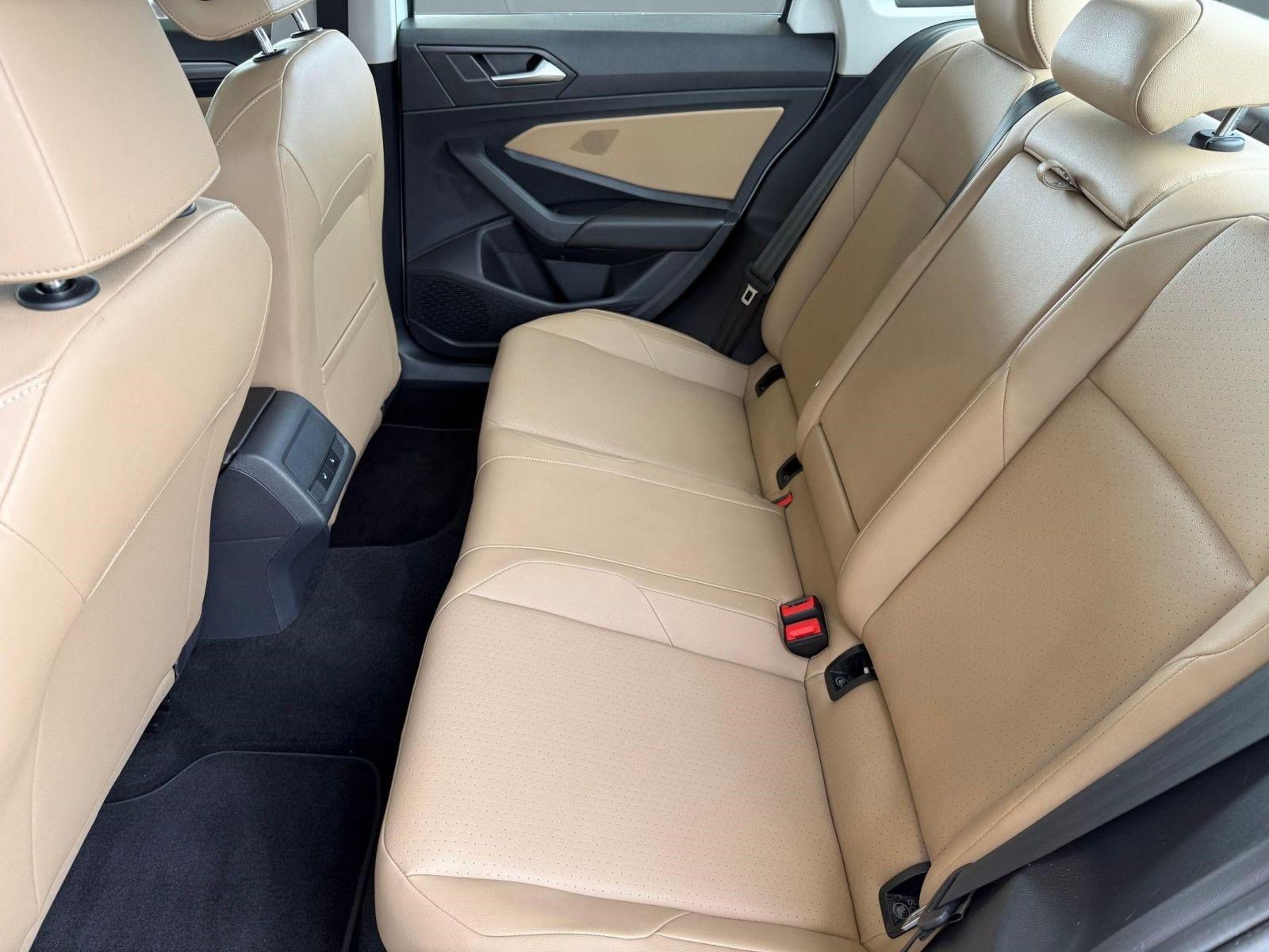 Used 2019 Volkswagen Jetta SEL image 15