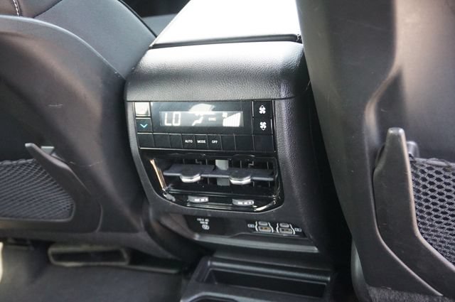 Used 2022 Jeep Grand Cherokee L Laredo RWD image 14