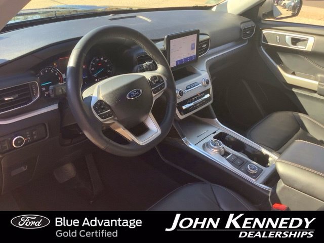 Certified 2023 Ford Explorer XLT w/ Equipment Group 202A AWD/4WD image 9