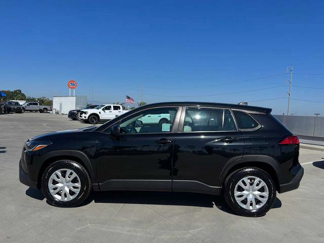 Used 2022 Toyota Corolla Cross L FWD image 3