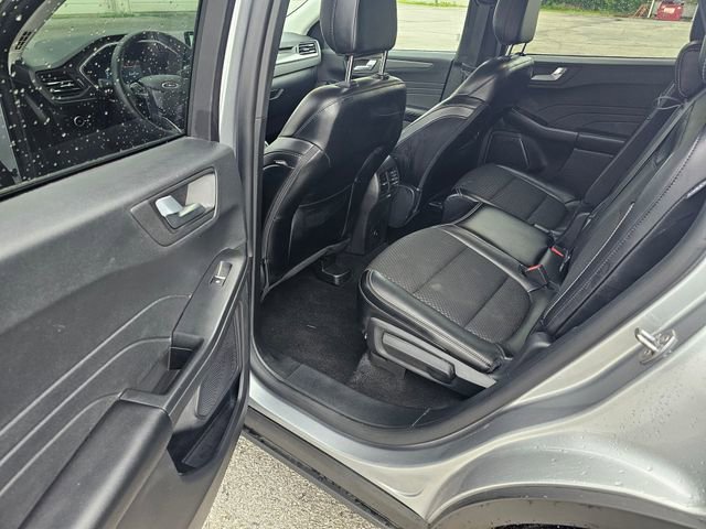 Certified 2024 Ford Escape SE FWD image 20