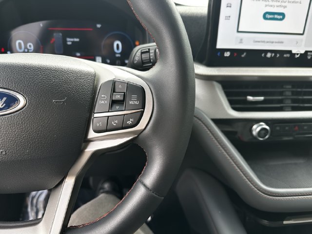 Certified 2025 Ford Explorer Active AWD/4WD image 27