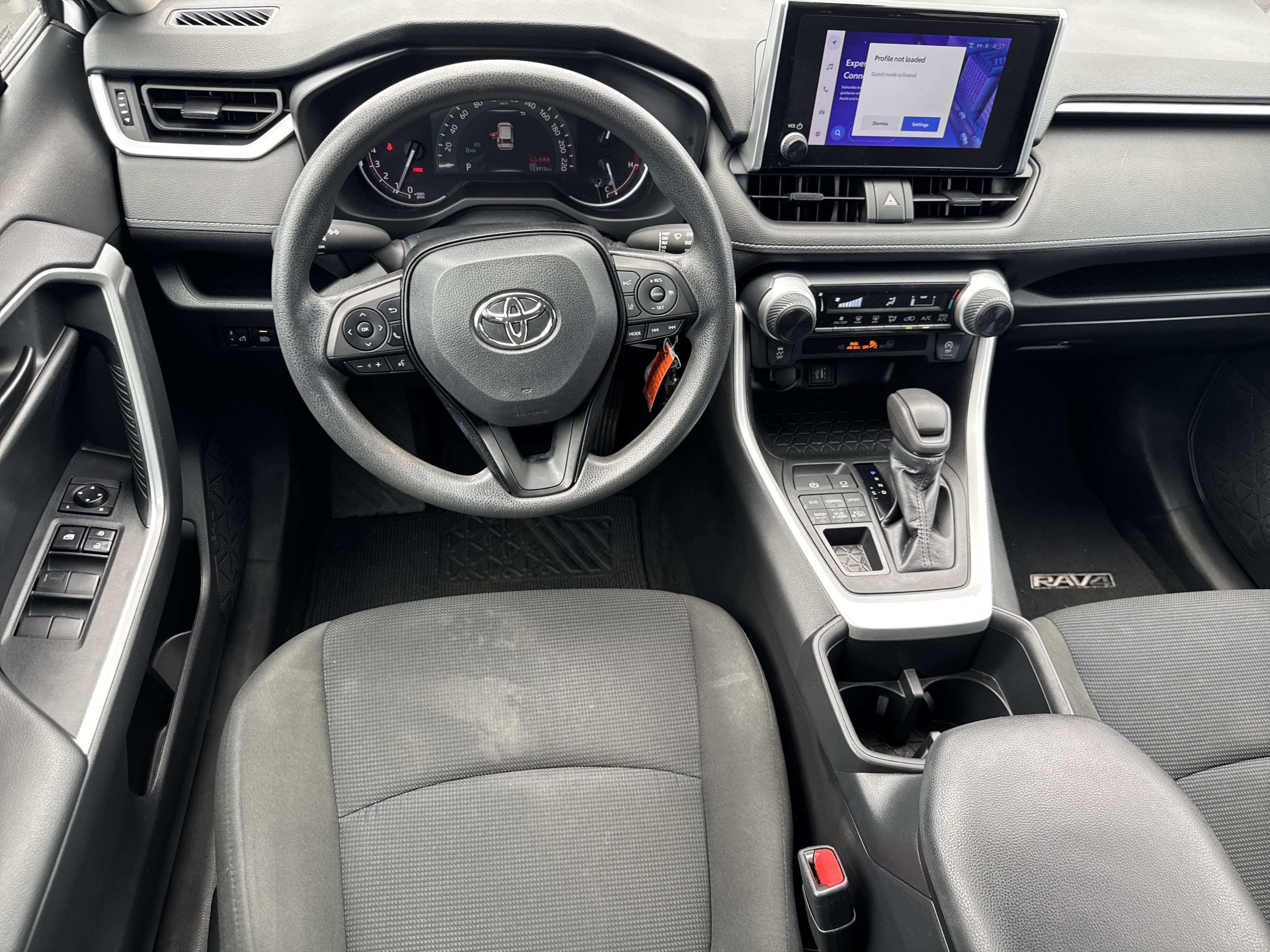 Used 2023 Toyota RAV4 LE AWD/4WD image 12