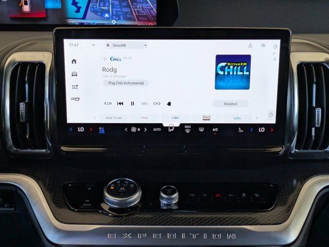 Certified 2025 Ford Expedition Max Platinum w/ Stealth Appearance Package image 17