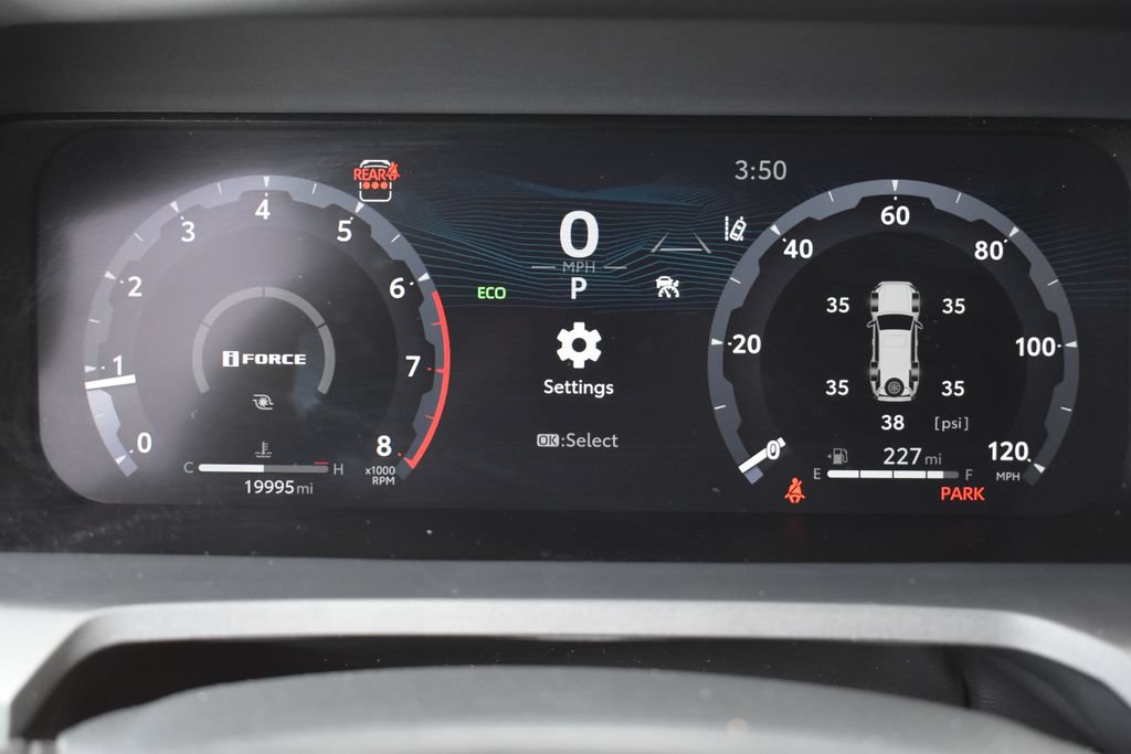 Used 2025 Toyota 4Runner TRD Off-Road AWD/4WD image 10