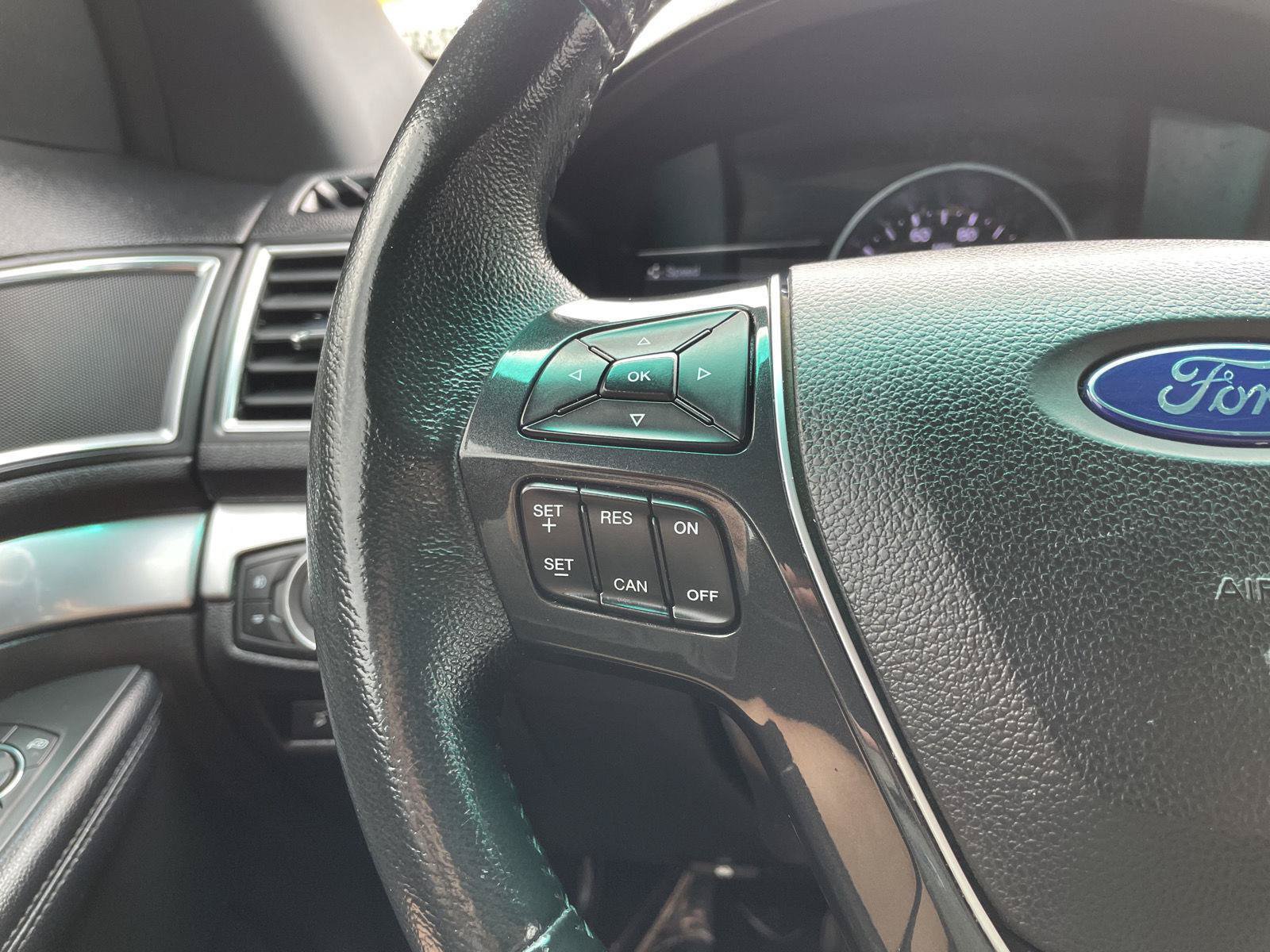 Certified 2018 Ford Explorer Limited FWD image 13