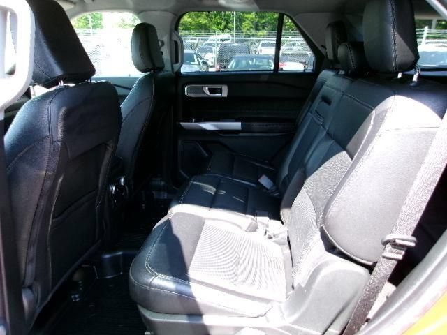 Certified 2023 Ford Explorer Limited w/ Equipment Group 301A AWD/4WD image 9