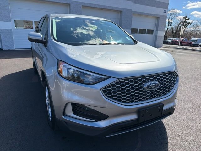 Certified 2024 Ford Edge SEL image 2