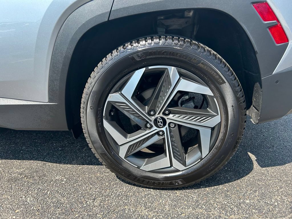 Used 2023 Hyundai Tucson Limited AWD/4WD image 13