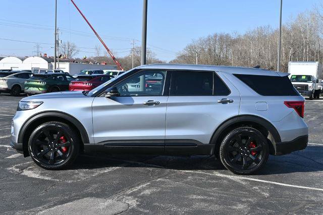 Certified 2022 Ford Explorer ST w/ Equipment Group 401A AWD/4WD image 4
