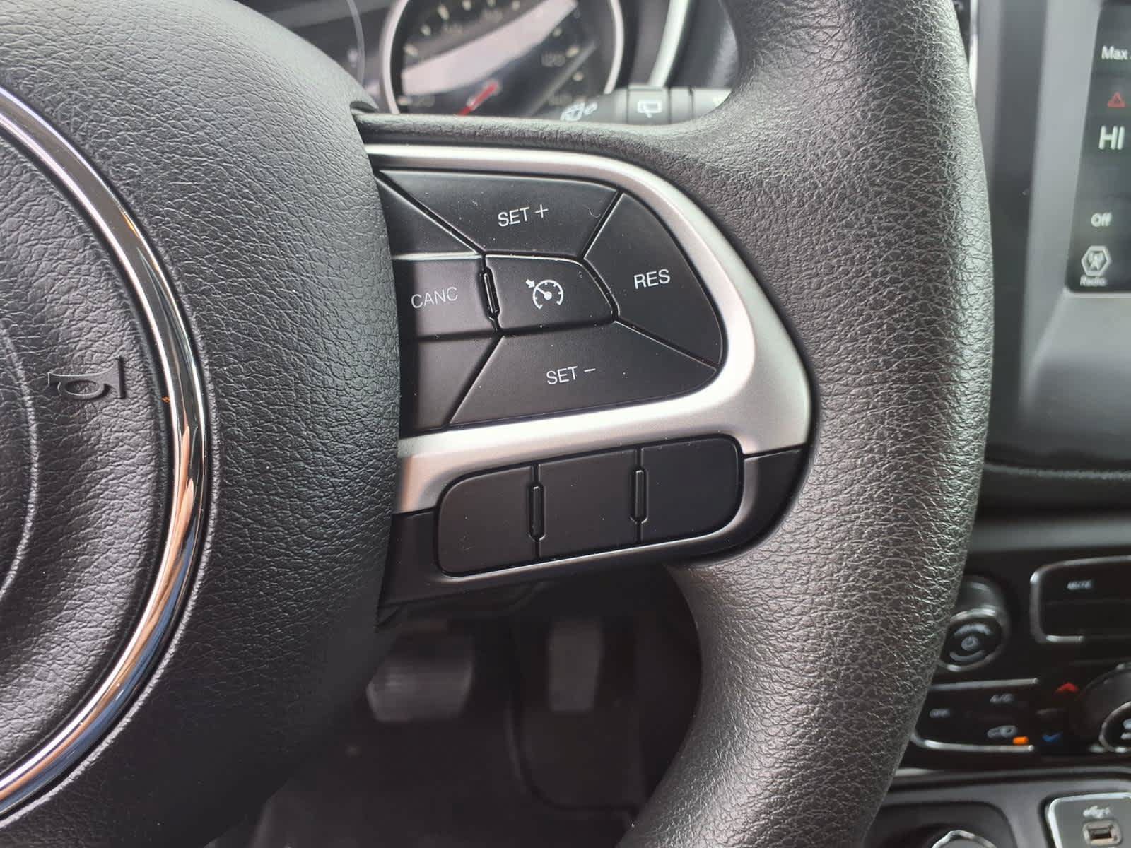 Used 2020 Jeep Compass Sport AWD/4WD image 10